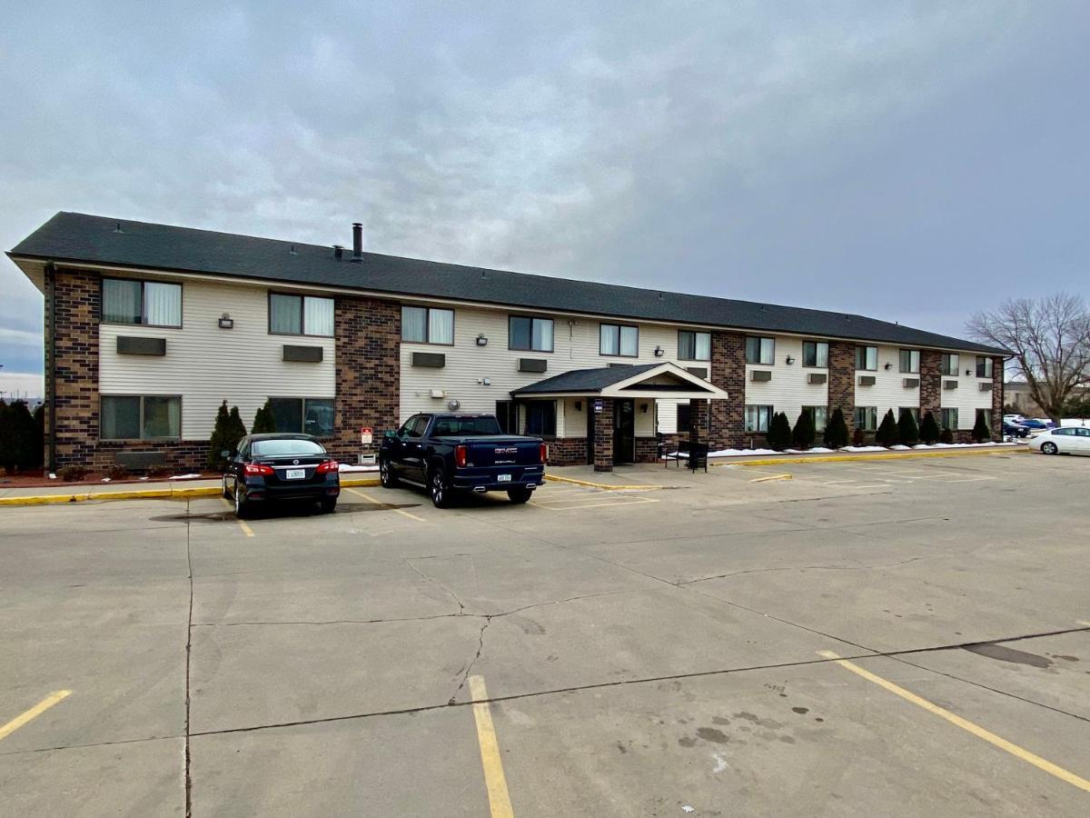 American Inn Cedar Rapids South Kültér fotó